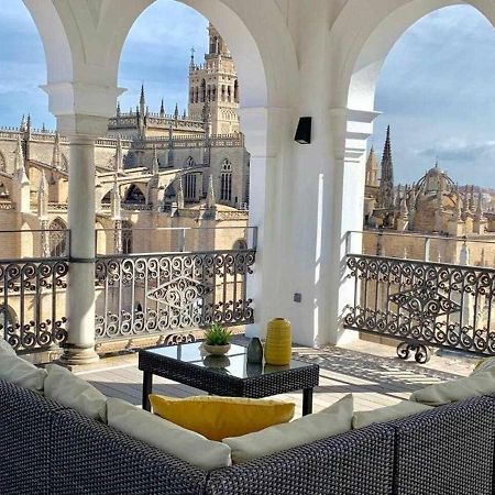 Isg Apartments The Most Exclusive Apartment In Sevillaparking Luaran gambar