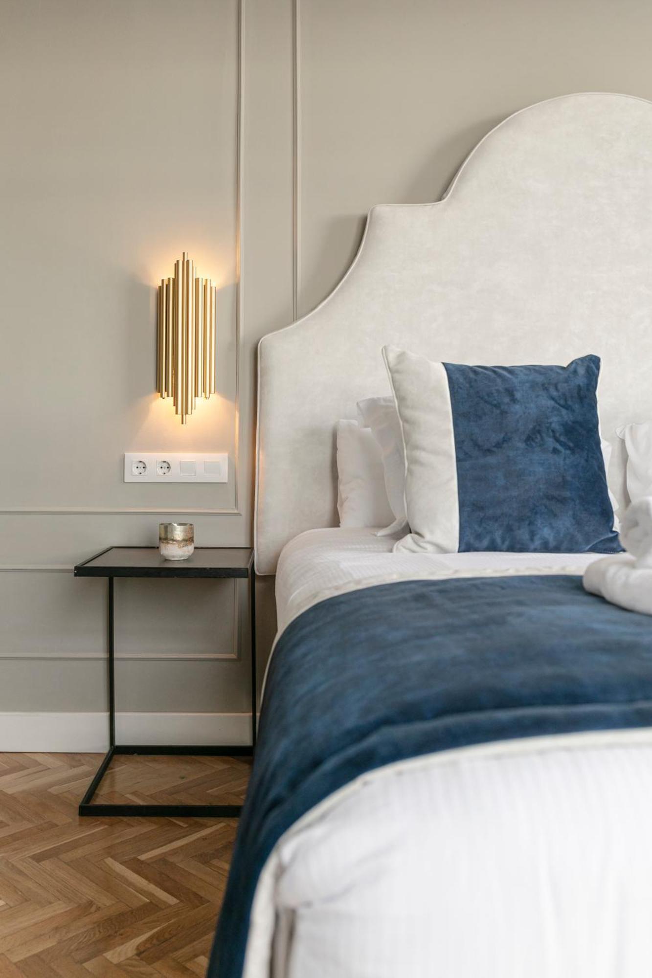 Isg Apartments The Most Exclusive Apartment In Sevillaparking Luaran gambar