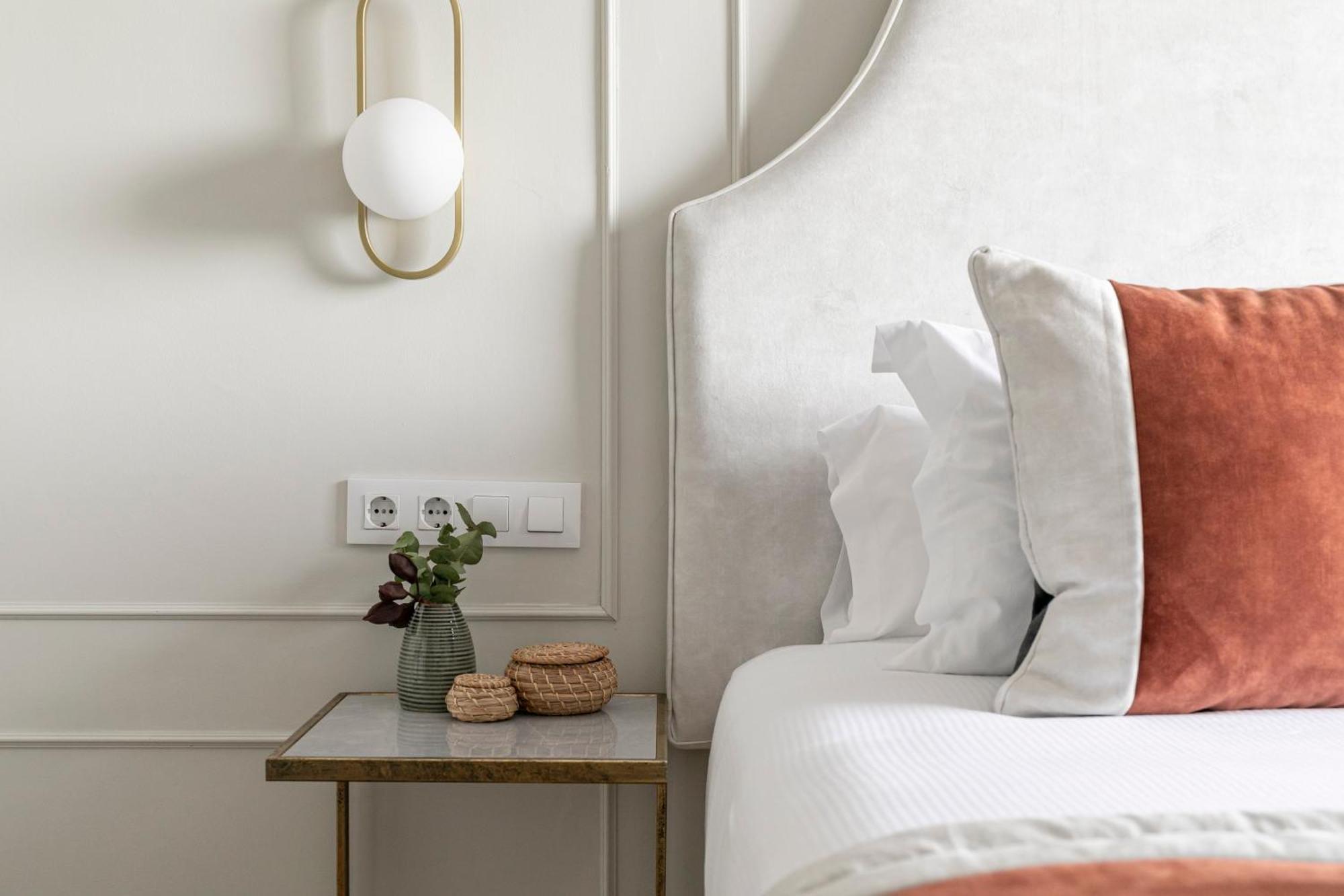 Isg Apartments The Most Exclusive Apartment In Sevillaparking Luaran gambar