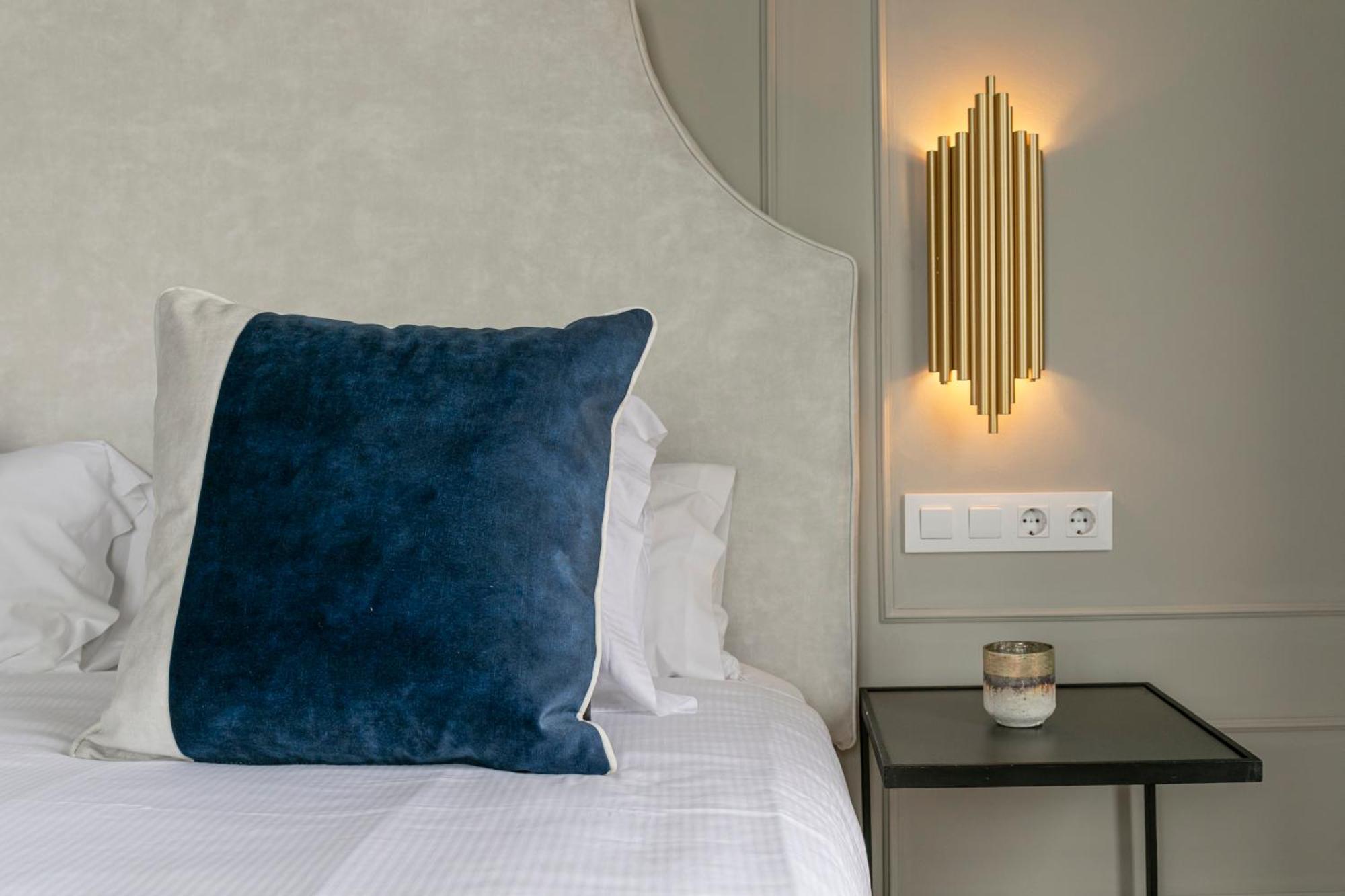 Isg Apartments The Most Exclusive Apartment In Sevillaparking Luaran gambar