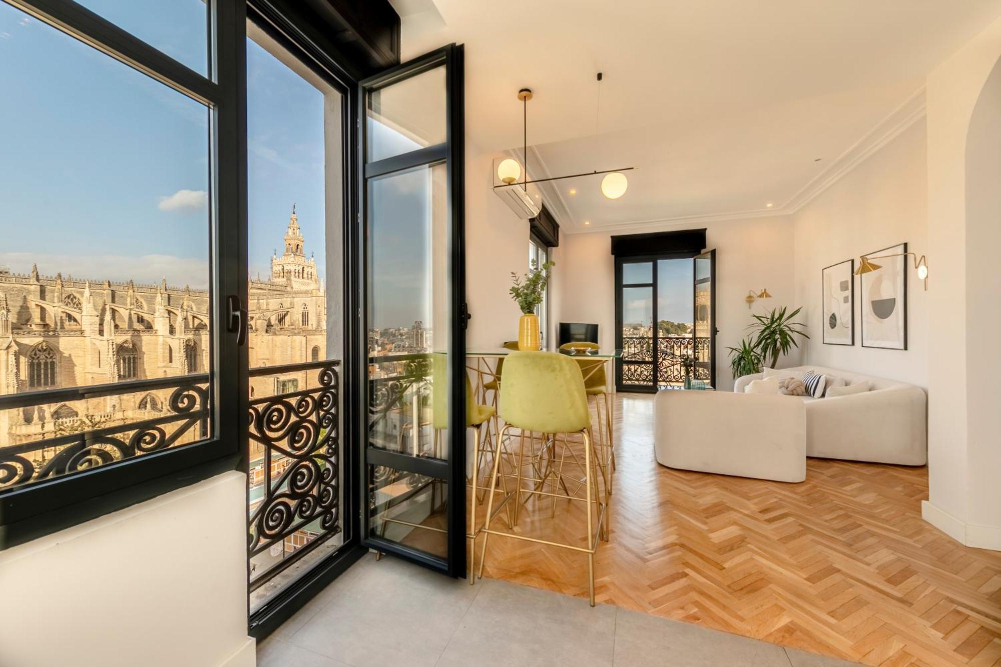 Isg Apartments The Most Exclusive Apartment In Sevillaparking Luaran gambar