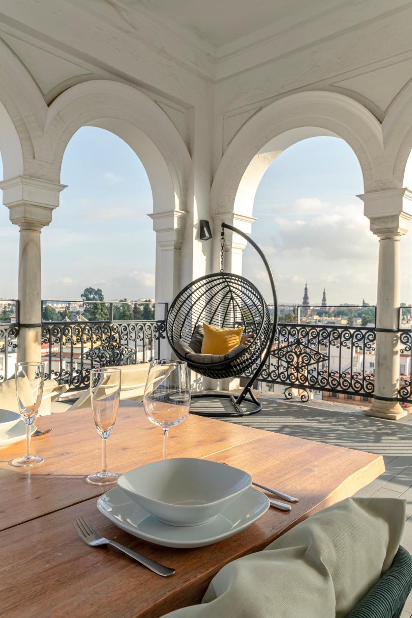 Isg Apartments The Most Exclusive Apartment In Sevillaparking Luaran gambar